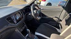 Volkswagen T-Roc 2.0 TDI SEL 5dr DSG Diesel Hatchback